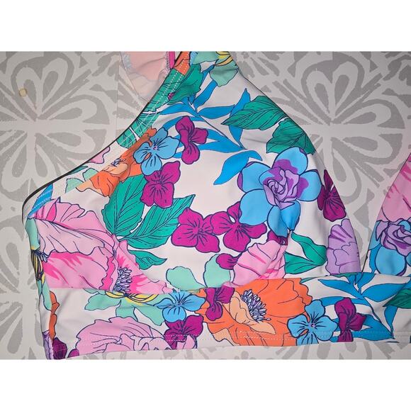 NWT Floral Bikini Top – Size Large - Picture 5 of 14